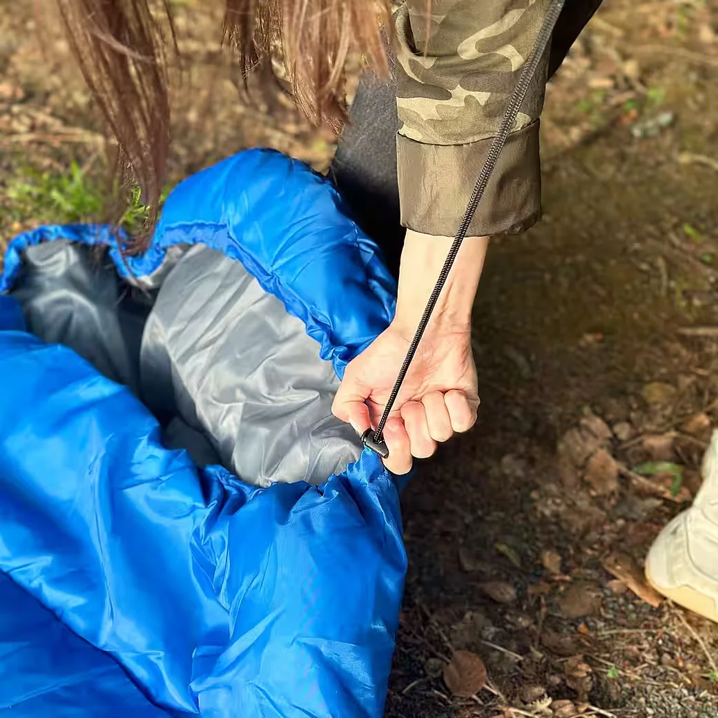INTIRILIFE Schlafsack für Camping und Outdoor leicht und warm